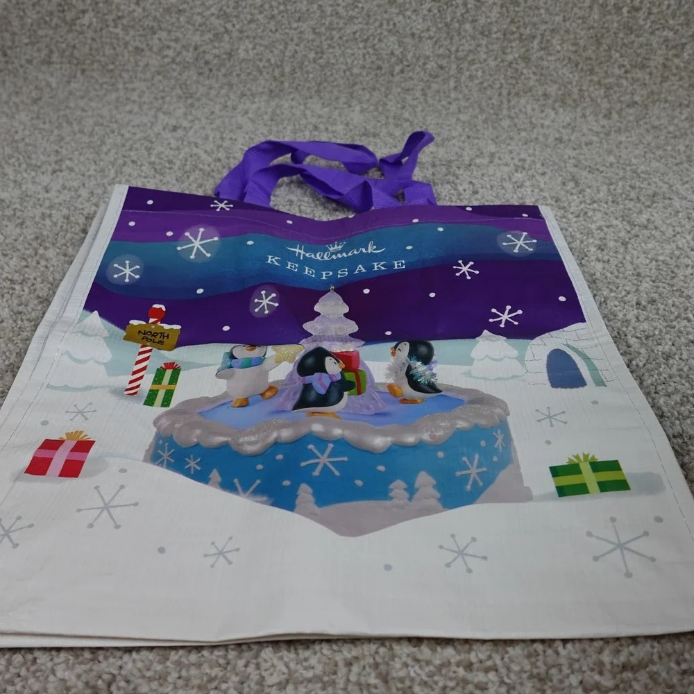 Hallmark keepsake reusable